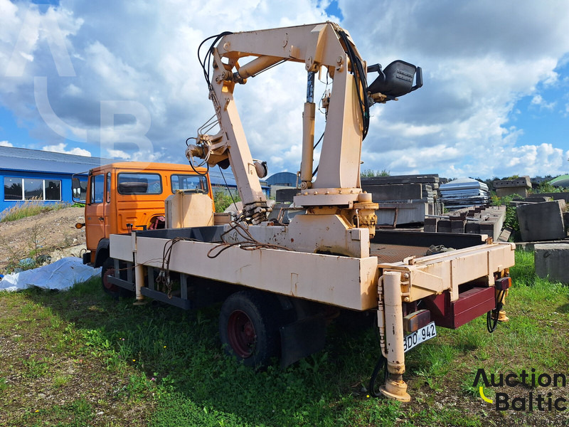 Magirus 130 M 8 - شاحنات مسطحة, شاحنة كرين: صورة 3 Magirus 130 M 8 - شاحنات مسطحة, شاحنة كرين: صورة 3