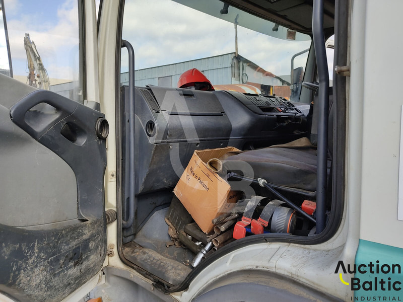 سياره كنس شوارع Mercedes-Benz 1517: صورة 7