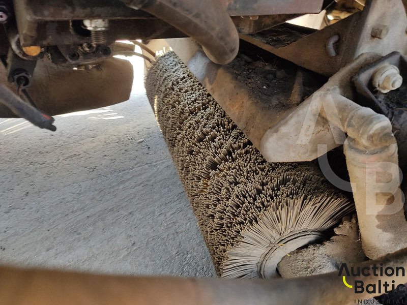 سياره كنس شوارع Mercedes-Benz 1517: صورة 14