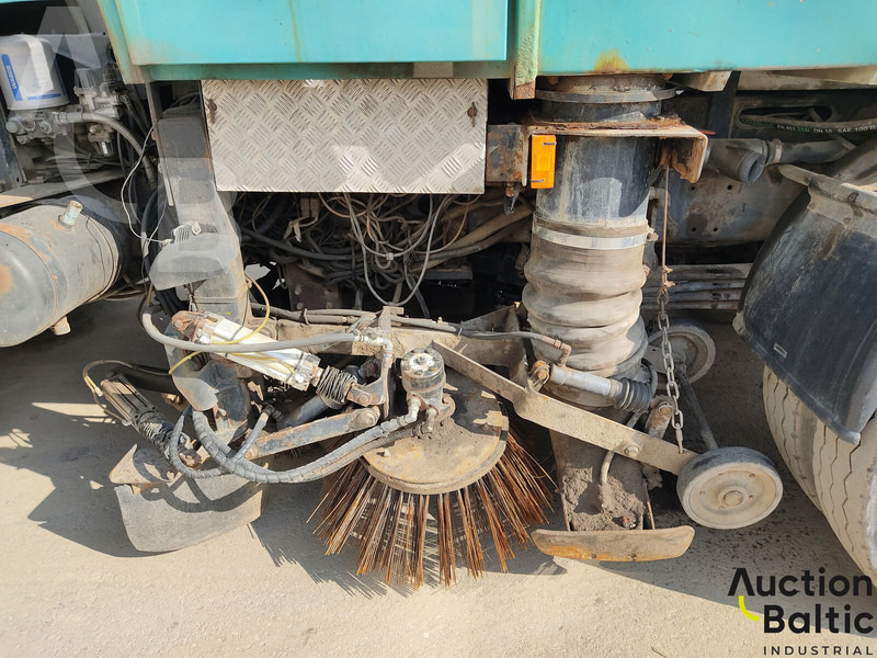 سياره كنس شوارع Mercedes-Benz 1517: صورة 18