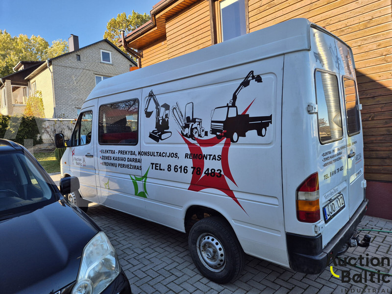 Mercedes-Benz 300-serie 312 D - فان: صورة 3 Mercedes-Benz 300-serie 312 D - فان: صورة 3