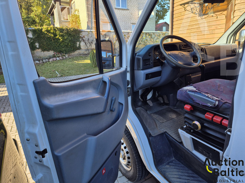 Mercedes-Benz 300-serie 312 D - فان: صورة 5 Mercedes-Benz 300-serie 312 D - فان: صورة 5