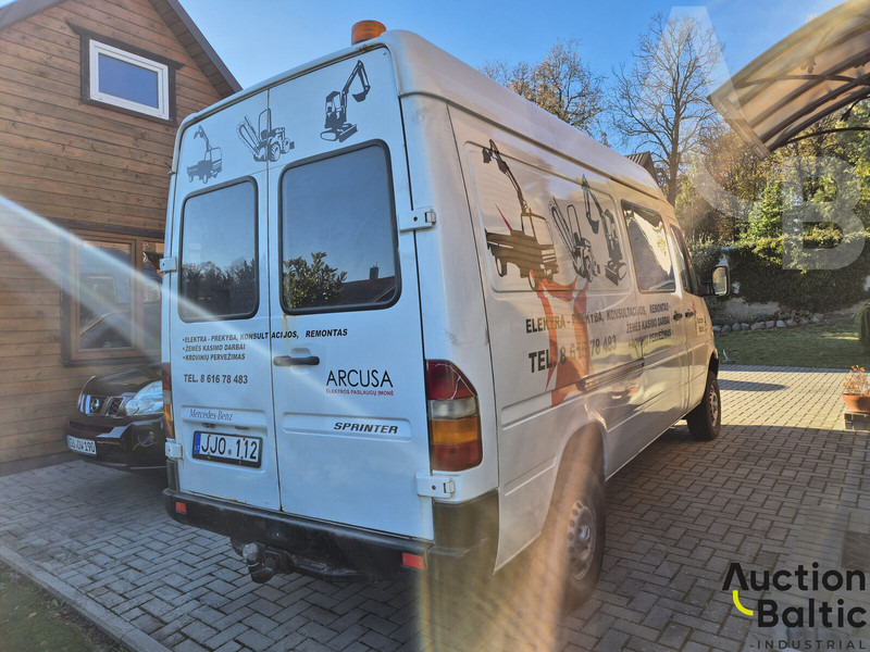 Mercedes-Benz 300-serie 312 D - فان: صورة 4 Mercedes-Benz 300-serie 312 D - فان: صورة 4