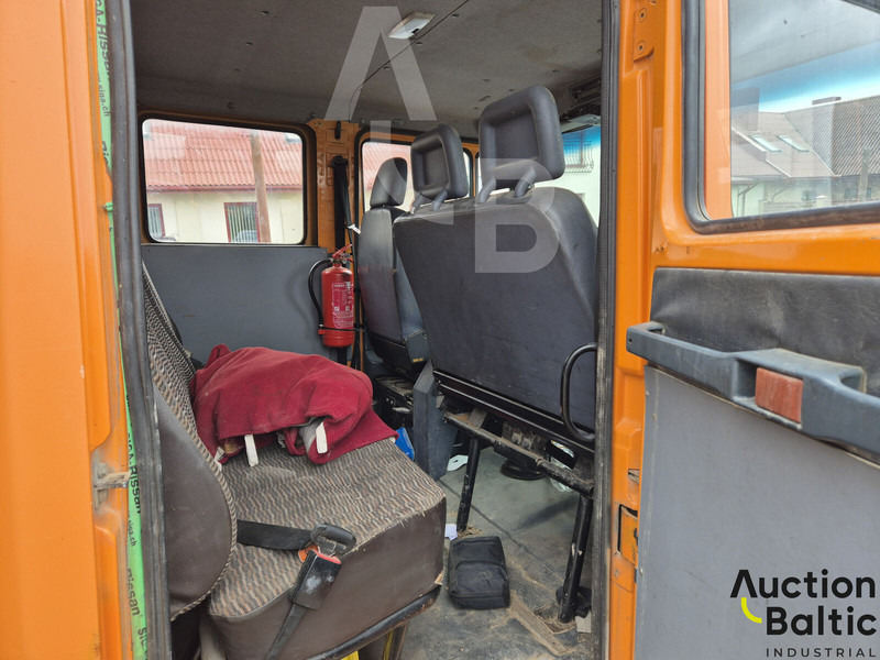 شاحنة ذات ستائر جانبية Mercedes-Benz 614 D: صورة 8