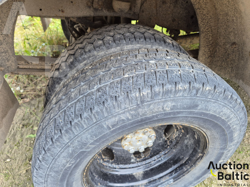 شاحنة ذات ستائر جانبية Mercedes-Benz 614 D: صورة 12