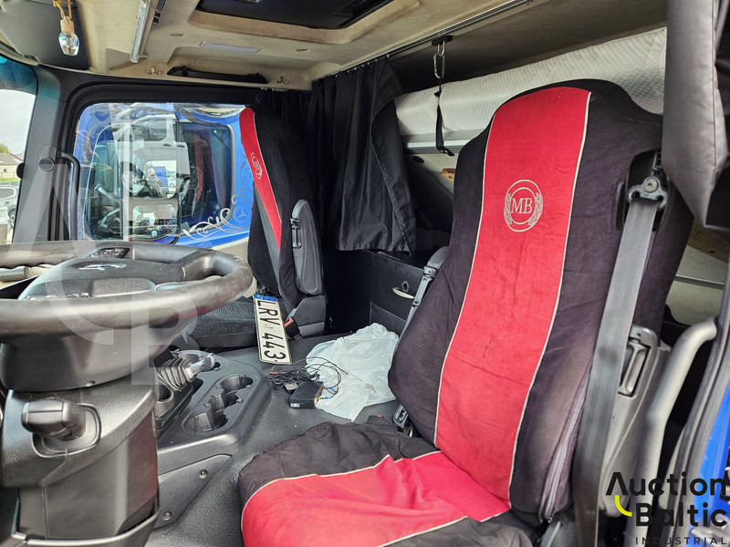 Mercedes-Benz Actros 1843 - شاحنة بهيكل معدني للمقصورة: صورة 5 Mercedes-Benz Actros 1843 - شاحنة بهيكل معدني للمقصورة: صورة 5