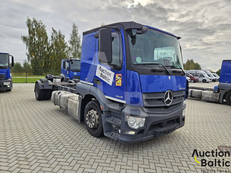 Mercedes-Benz Actros 1843 - شاحنة بهيكل معدني للمقصورة: صورة 1 Mercedes-Benz Actros 1843 - شاحنة بهيكل معدني للمقصورة: صورة 1