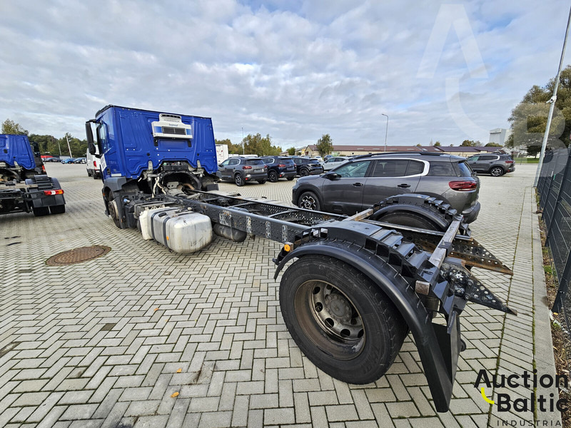 Mercedes-Benz Actros 1843 - شاحنة بهيكل معدني للمقصورة: صورة 4 Mercedes-Benz Actros 1843 - شاحنة بهيكل معدني للمقصورة: صورة 4