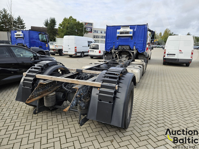 Mercedes-Benz Actros 1843 - شاحنة بهيكل معدني للمقصورة: صورة 4 Mercedes-Benz Actros 1843 - شاحنة بهيكل معدني للمقصورة: صورة 4