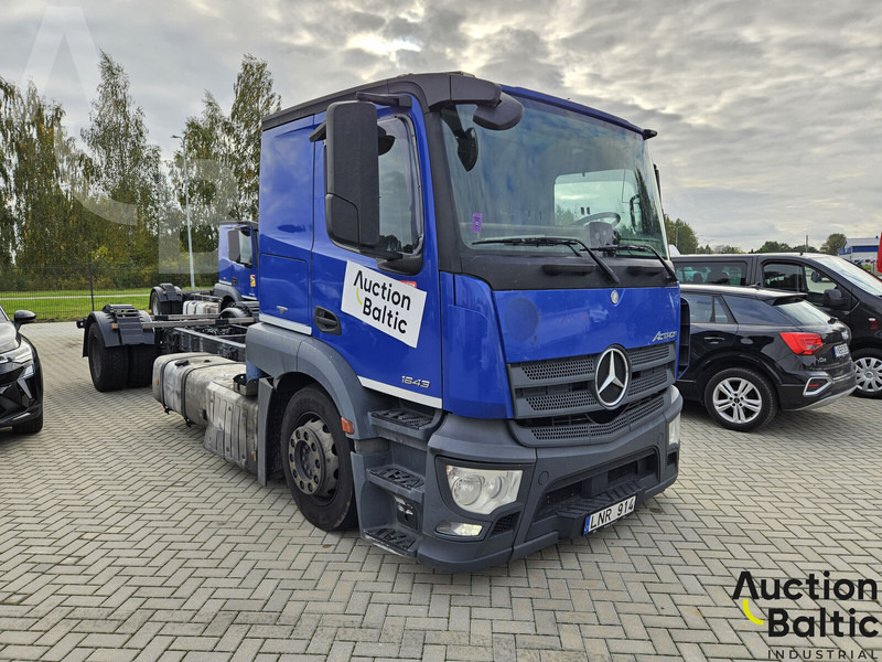 Mercedes-Benz Actros 1843 - شاحنة بهيكل معدني للمقصورة: صورة 1 Mercedes-Benz Actros 1843 - شاحنة بهيكل معدني للمقصورة: صورة 1