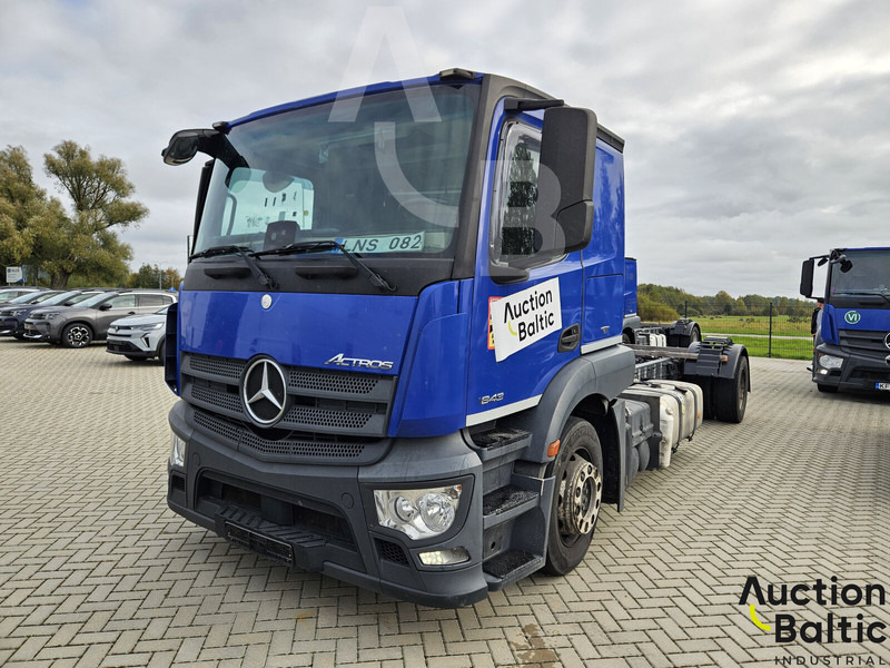 Mercedes-Benz Actros 1843 - شاحنة بهيكل معدني للمقصورة: صورة 2 Mercedes-Benz Actros 1843 - شاحنة بهيكل معدني للمقصورة: صورة 2