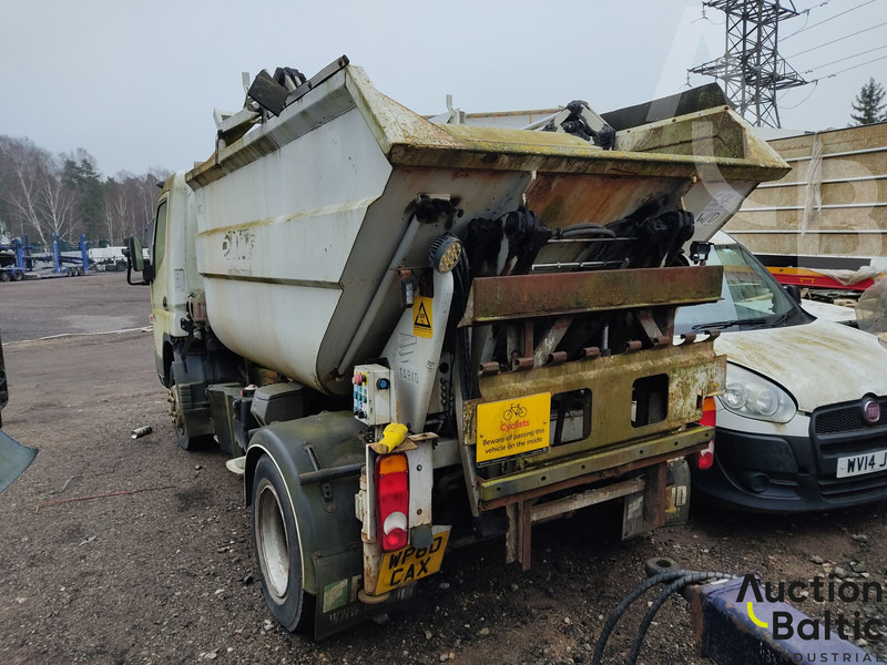 Mitsubishi Fuso - شاحنة قمامة: صورة 4 Mitsubishi Fuso - شاحنة قمامة: صورة 4
