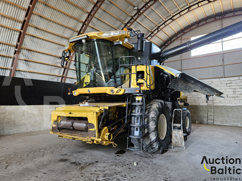 New Holland CR 9080 - حصادة: صورة 1 New Holland CR 9080 - حصادة: صورة 1