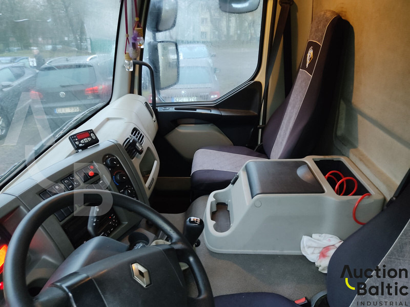 شاحنة ذات مبرد Renault Midlum 240.18: صورة 7