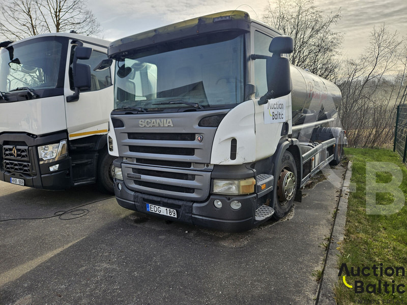 Scania P 230 - شاحنة صهريج: صورة 1 Scania P 230 - شاحنة صهريج: صورة 1