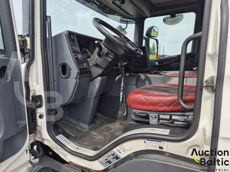 Scania P 450 - شاحنة بهيكل معدني للمقصورة: صورة 5 Scania P 450 - شاحنة بهيكل معدني للمقصورة: صورة 5