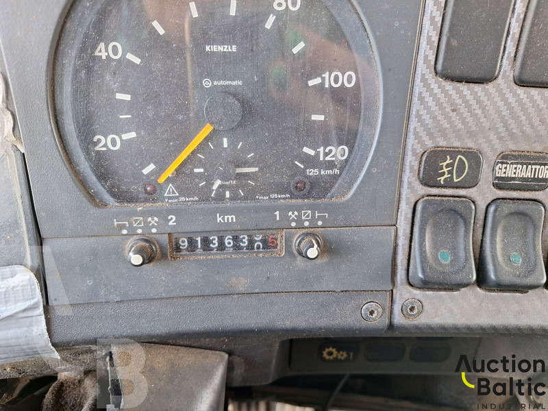 Scania P 93 ML - شاحنة ذات مبرد: صورة 4 Scania P 93 ML - شاحنة ذات مبرد: صورة 4