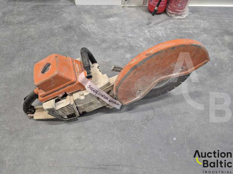 Stihl TS 760 - آلات الإنشاء: صورة 2 Stihl TS 760 - آلات الإنشاء: صورة 2