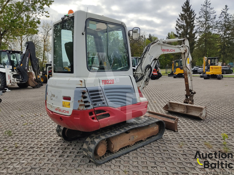 Takeuchi TB228 - حفار صغير: صورة 5 Takeuchi TB228 - حفار صغير: صورة 5
