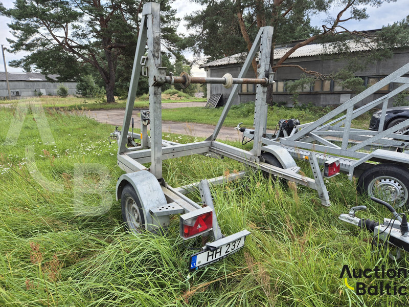 Tiki KP1500-RB - نصف مقطورة بستائر جانبية: صورة 4 Tiki KP1500-RB - نصف مقطورة بستائر جانبية: صورة 4