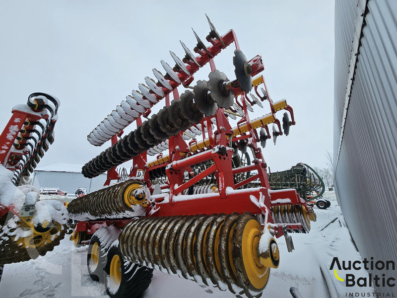 Vaderstad Carrier XL 1225 - مسفلة قرصية: صورة 3 Vaderstad Carrier XL 1225 - مسفلة قرصية: صورة 3