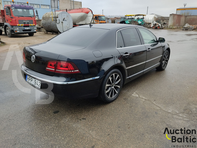 Volkswagen Phaeton - سيارة: صورة 4 Volkswagen Phaeton - سيارة: صورة 4