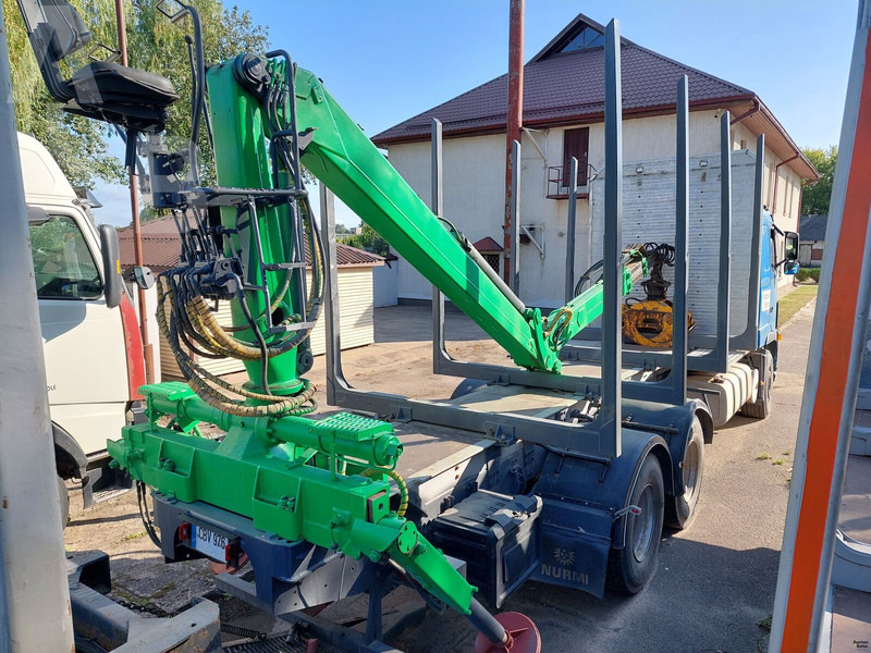 Volvo FH12 - شاحنة قطع الأشجار: صورة 3 Volvo FH12 - شاحنة قطع الأشجار: صورة 3