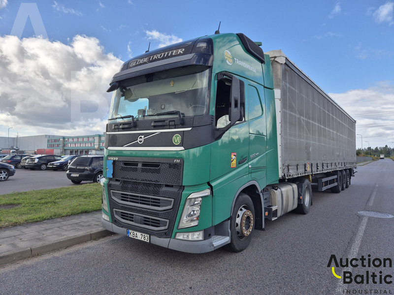 Volvo FH500 - مقطورة السحب: صورة 1 Volvo FH500 - مقطورة السحب: صورة 1