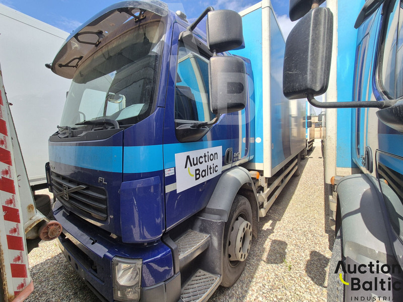 Volvo FL240 - شاحنة صندوقية: صورة 1 Volvo FL240 - شاحنة صندوقية: صورة 1