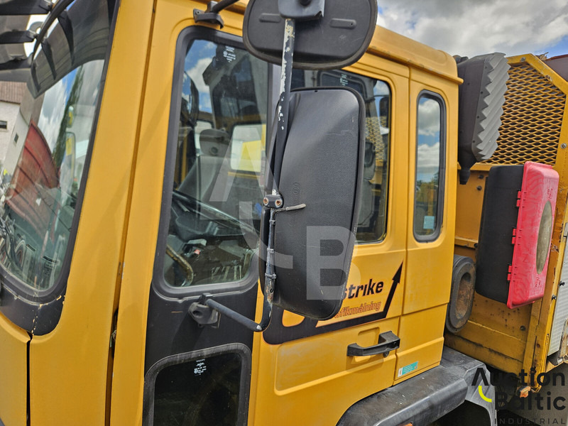 Volvo FL612 - شاحنات مسطحة: صورة 5 Volvo FL612 - شاحنات مسطحة: صورة 5
