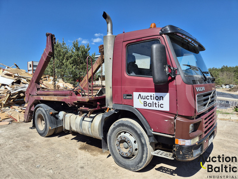 Volvo FM12 - شاحنة لودر انزلاقي: صورة 2 Volvo FM12 - شاحنة لودر انزلاقي: صورة 2