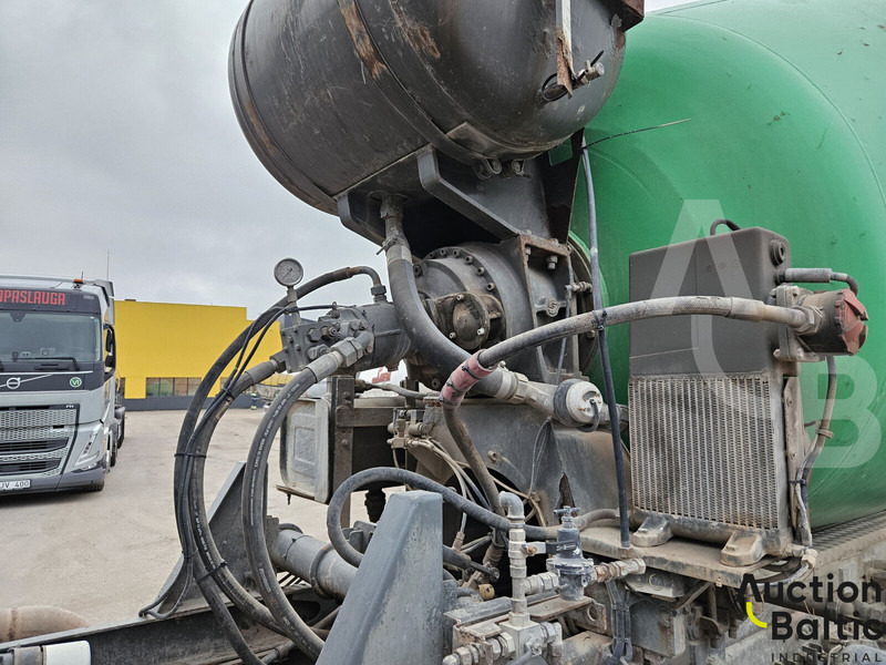 Volvo FM12 - شاحنة خلاطة خرسانة: صورة 5 Volvo FM12 - شاحنة خلاطة خرسانة: صورة 5