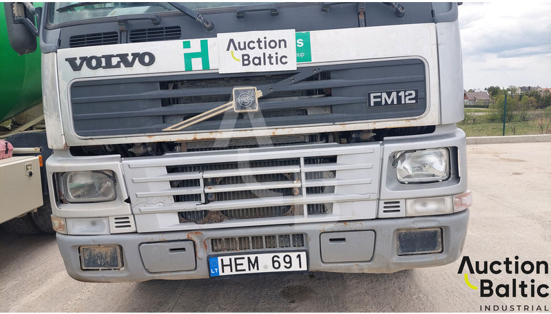 شاحنة خلاطة خرسانة Volvo FM12: صورة 9