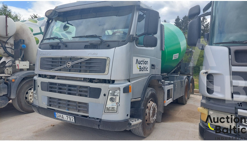 Volvo FM9 - شاحنة خلاطة خرسانة: صورة 1 Volvo FM9 - شاحنة خلاطة خرسانة: صورة 1