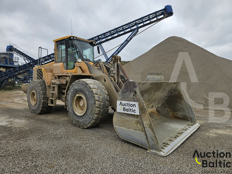 Volvo L 180 F - اللودر بعجل: صورة 1 Volvo L 180 F - اللودر بعجل: صورة 1