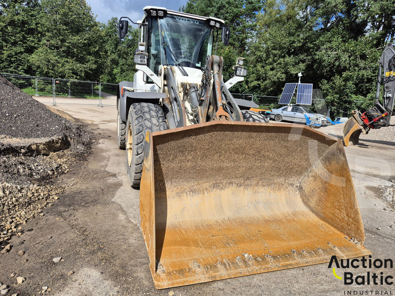 Volvo L 90 - اللودر بعجل: صورة 2 Volvo L 90 - اللودر بعجل: صورة 2