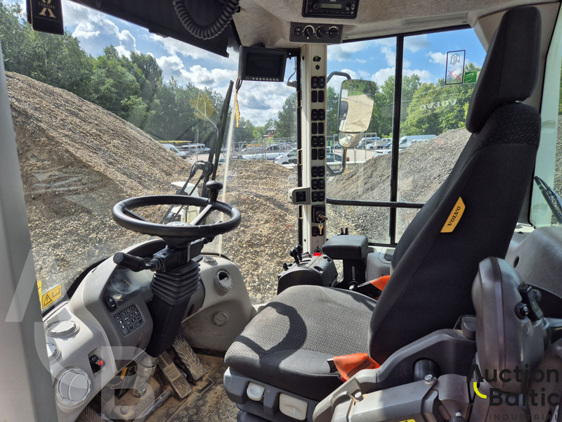 Volvo L 90 - اللودر بعجل: صورة 5 Volvo L 90 - اللودر بعجل: صورة 5