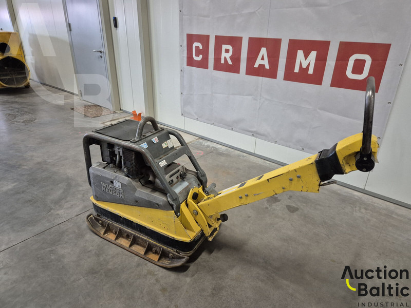 WACKER NEUSON DPU4545HE - صفيحة هزازة: صورة 5 WACKER NEUSON DPU4545HE - صفيحة هزازة: صورة 5