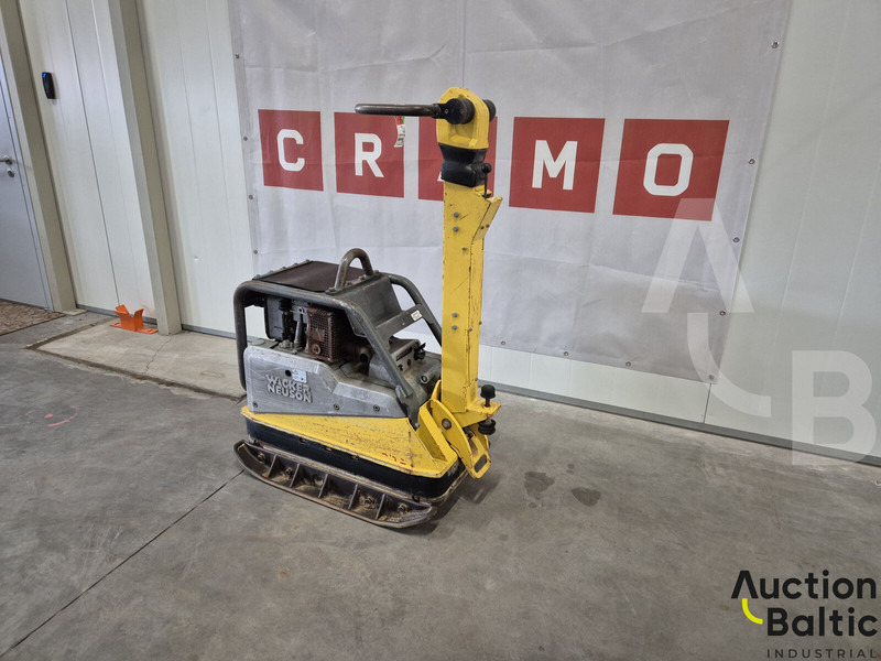 WACKER NEUSON DPU4545HE - صفيحة هزازة: صورة 2 WACKER NEUSON DPU4545HE - صفيحة هزازة: صورة 2