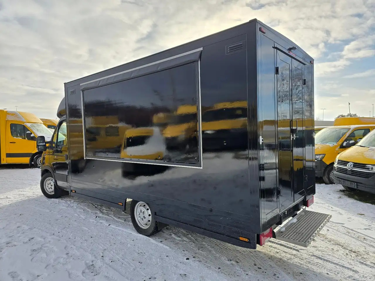 Iveco IS35SI2AA/ FOODTRUCK/Daily - شاحنة بيع: صورة 5 Iveco IS35SI2AA/ FOODTRUCK/Daily - شاحنة بيع: صورة 5