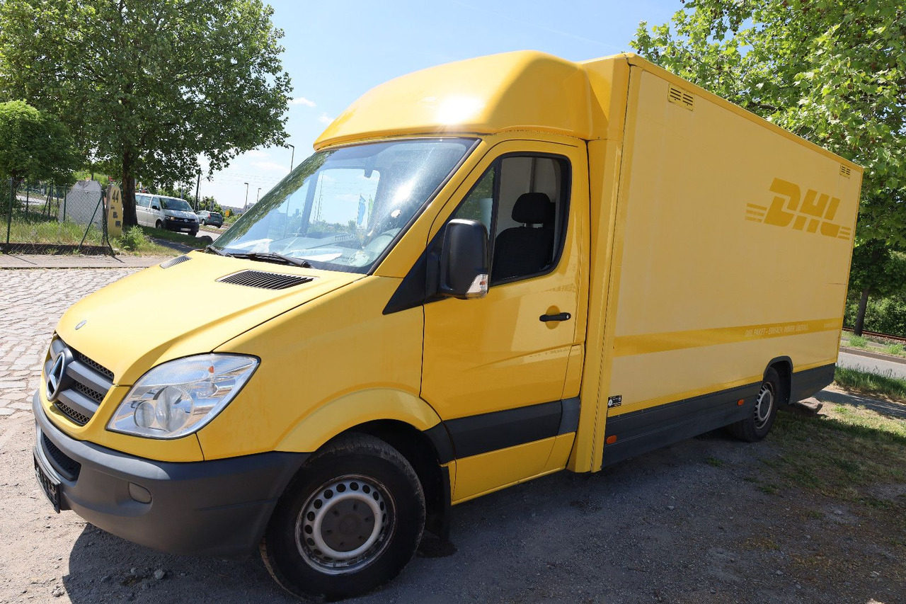 Mercedes-Benz Sprinter II Pritsche/ Koffer/Regalsystem - شاحنة بصندوق مغلق: صورة 2 Mercedes-Benz Sprinter II Pritsche/ Koffer/Regalsystem - شاحنة بصندوق مغلق: صورة 2
