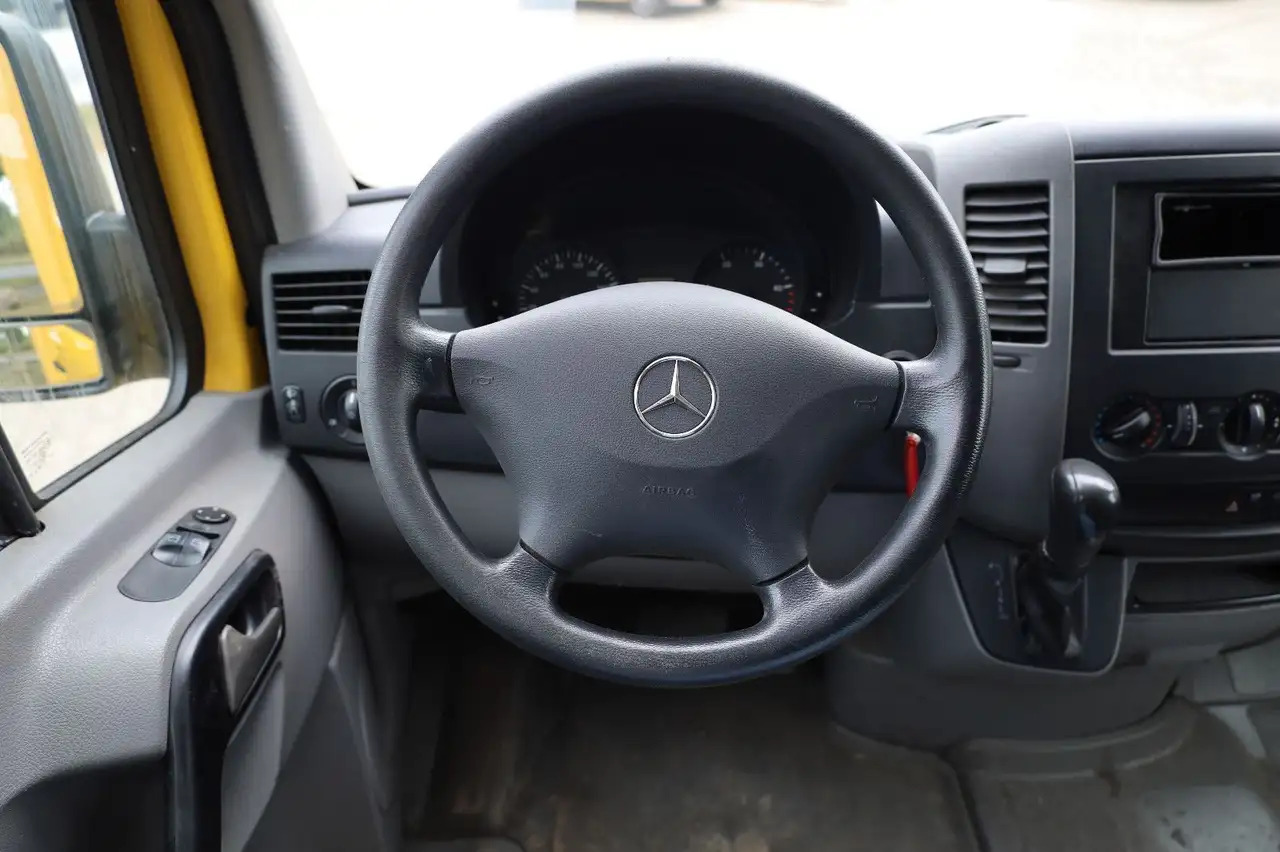 Mercedes-Benz Sprinter II Pritsche/ Koffer/Regalsystem - شاحنة بصندوق مغلق: صورة 5 Mercedes-Benz Sprinter II Pritsche/ Koffer/Regalsystem - شاحنة بصندوق مغلق: صورة 5