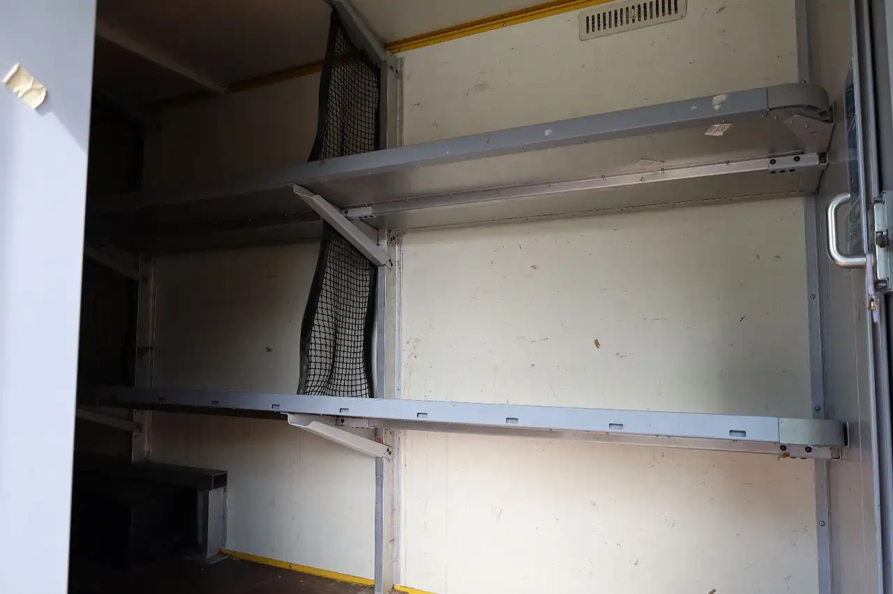 شاحنة بصندوق مغلق Mercedes-Benz Sprinter II Pritsche/ Koffer/Regalsystem: صورة 6 شاحنة بصندوق مغلق Mercedes-Benz Sprinter II Pritsche/ Koffer/Regalsystem: صورة 6
