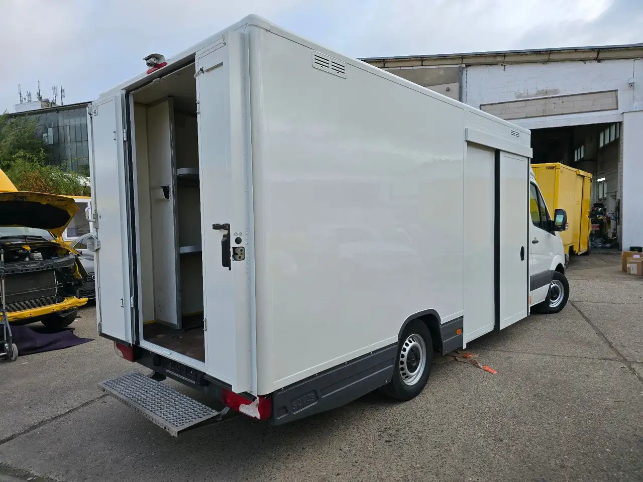 Mercedes-Benz Sprinter/Koffer/Regalsystem/ EU5/ 1. Hand - شاحنة بصندوق مغلق: صورة 5 Mercedes-Benz Sprinter/Koffer/Regalsystem/ EU5/ 1. Hand - شاحنة بصندوق مغلق: صورة 5