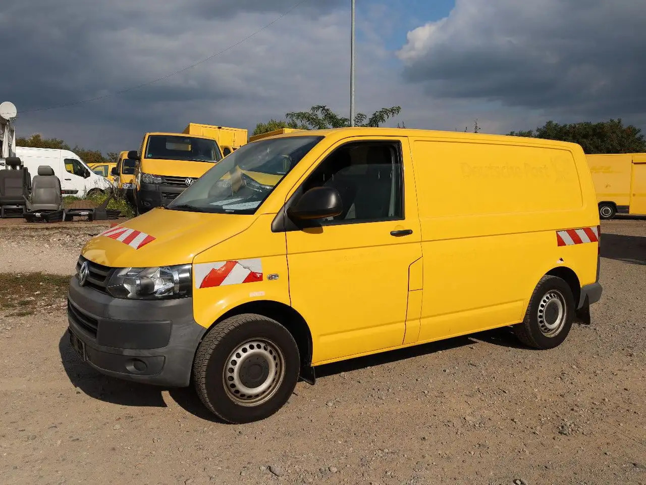 Volkswagen T5 Transporter/ 2.0 TDI/EU5/Werkstattfahrzeug - فان: صورة 2 Volkswagen T5 Transporter/ 2.0 TDI/EU5/Werkstattfahrzeug - فان: صورة 2
