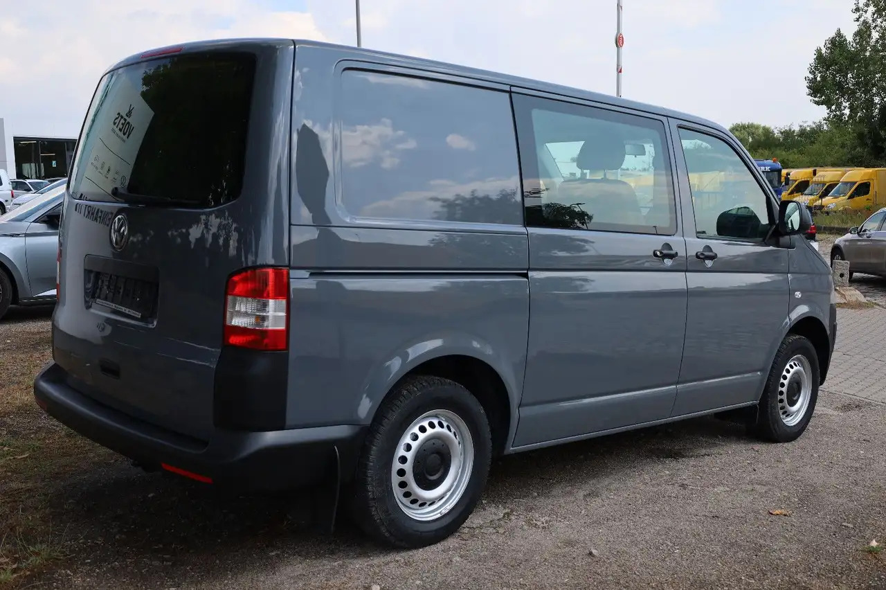 Volkswagen T5 Transporter Kasten-Kombi 2.0 TDI/EU5/5-Sitze - سيارة: صورة 3 Volkswagen T5 Transporter Kasten-Kombi 2.0 TDI/EU5/5-Sitze - سيارة: صورة 3