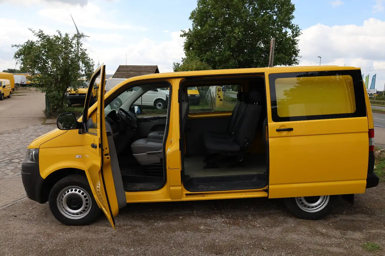 Volkswagen T5 Transporter Kasten-Kombi 2.0 TDI/EU5/5-Sitze - الشاحنات الصغيرة كابينة مزدوجة: صورة 3 Volkswagen T5 Transporter Kasten-Kombi 2.0 TDI/EU5/5-Sitze - الشاحنات الصغيرة كابينة مزدوجة: صورة 3