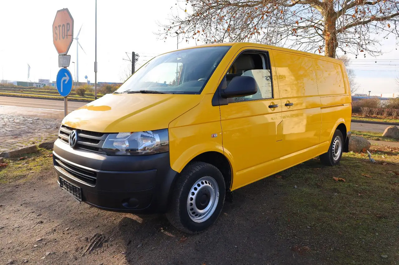 Volkswagen T5 lang Transporter Kasten-Kombi 2.0 TDI/EU5 - فان: صورة 1 Volkswagen T5 lang Transporter Kasten-Kombi 2.0 TDI/EU5 - فان: صورة 1
