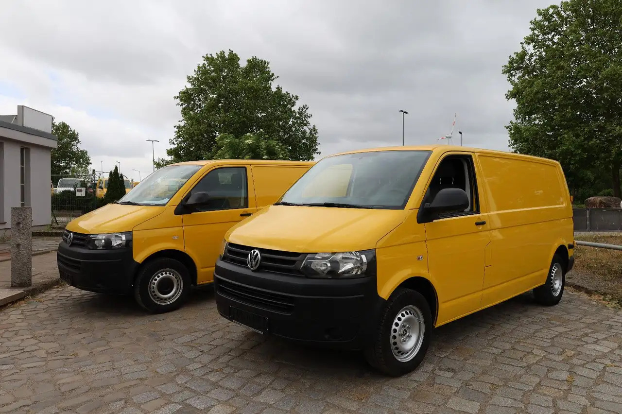 Volkswagen T5 lang Transporter Kasten-Kombi 2.0 TDI/EU5 - فان: صورة 1 Volkswagen T5 lang Transporter Kasten-Kombi 2.0 TDI/EU5 - فان: صورة 1