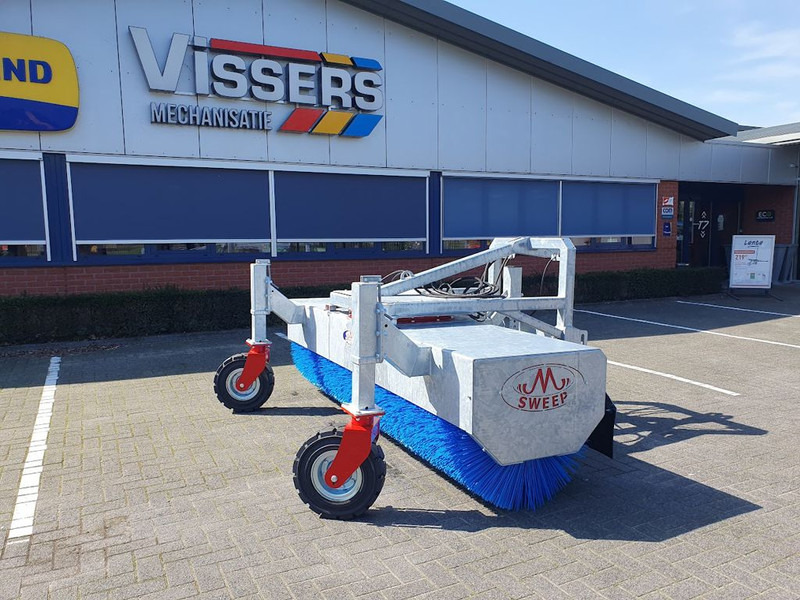 M-SWEEP VEEGMACHIN - ماكينة تنظيف: صورة 1 M-SWEEP VEEGMACHIN - ماكينة تنظيف: صورة 1